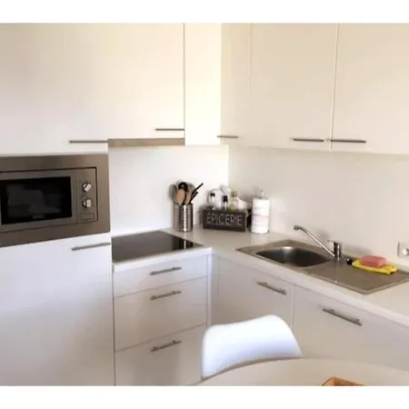 Westhinder I H36 בית נופש